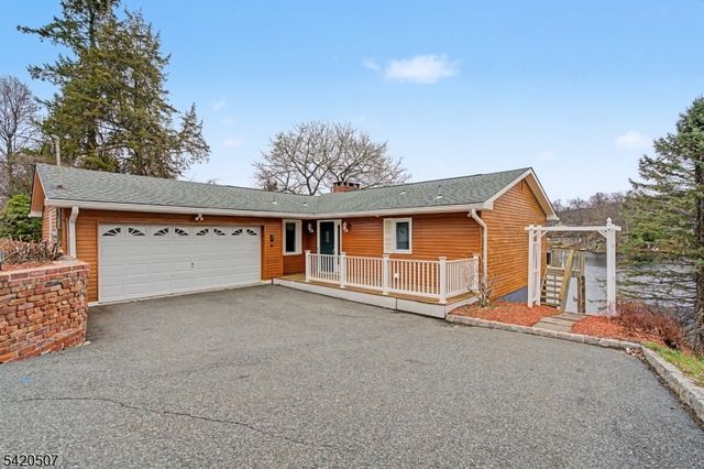 35 Lake Ter, Sparta Twp., NJ 07871