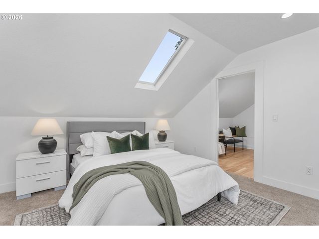 25 N MORGAN St, Portland, OR 97217