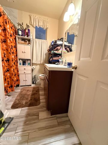 301 2nd Street, Troy, NY 12180