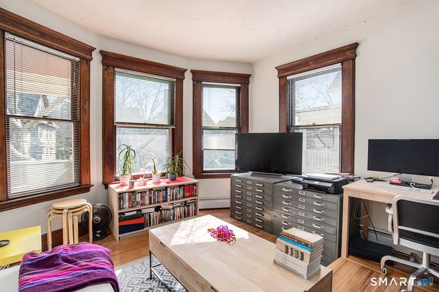 130 Mansfield Street, New Haven, CT 06511