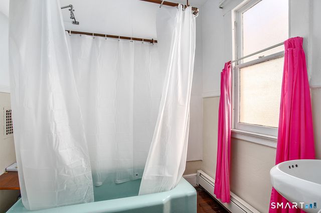 130 Mansfield Street, New Haven, CT 06511