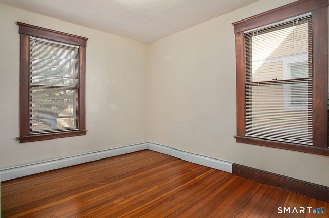 130 Mansfield Street, New Haven, CT 06511