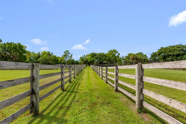 5110 S Shore Boulevard, Wellington, FL 33449