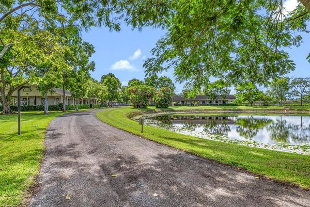 5110 S Shore Boulevard, Wellington, FL 33449