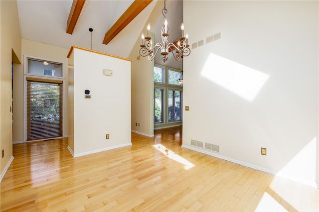 1 Woods Point, Penfield, NY 14580