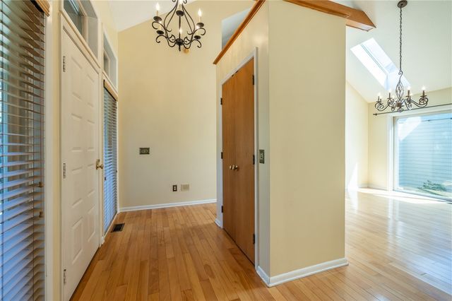 1 Woods Point, Penfield, NY 14580