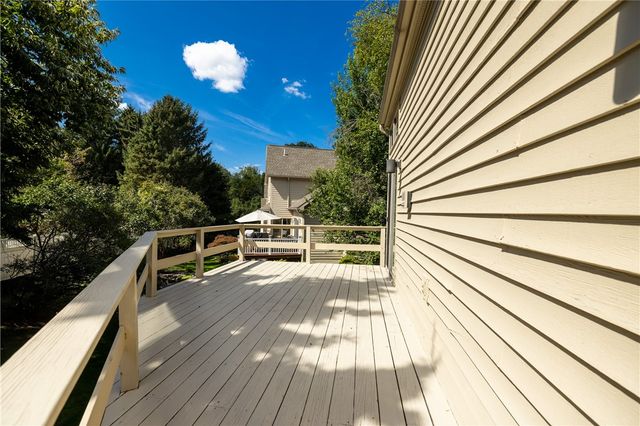 1 Woods Point, Penfield, NY 14580