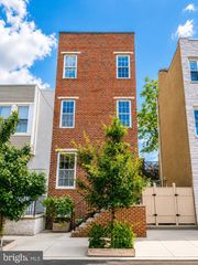 538 MIFFLIN ST, Philadelphia, PA 19148