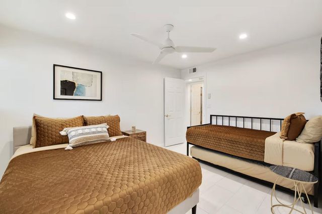 4917 N 73rd Street Apt 15, Scottsdale, AZ 85251