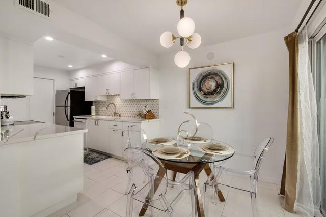 4917 N 73rd Street Apt 15, Scottsdale, AZ 85251