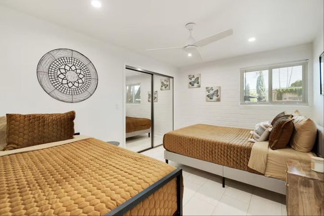 4917 N 73rd Street Apt 15, Scottsdale, AZ 85251