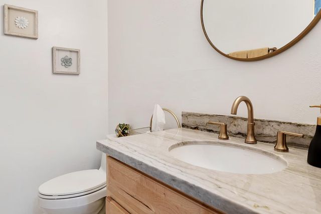 4917 N 73rd Street Apt 15, Scottsdale, AZ 85251