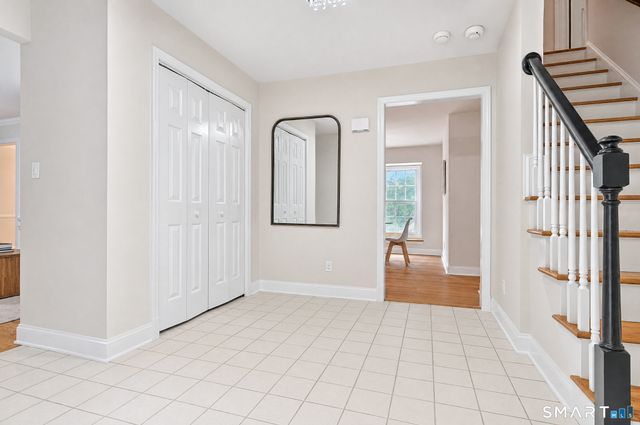 2 Sutherland Drive, Newtown, CT 06482