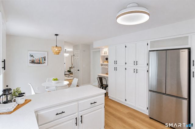 2 Sutherland Drive, Newtown, CT 06482