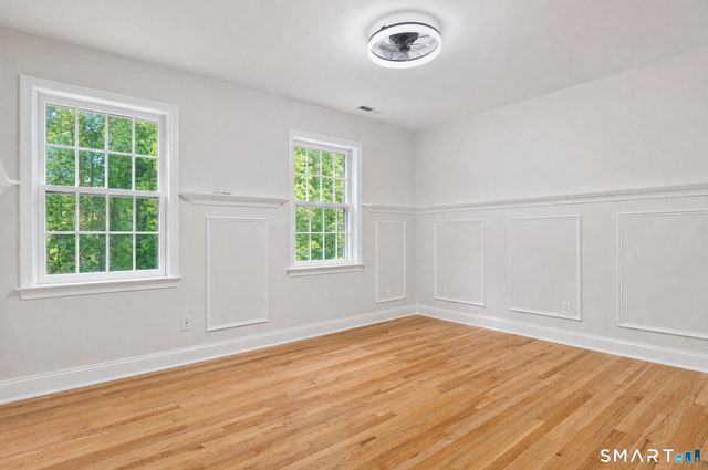 2 Sutherland Drive, Newtown, CT 06482