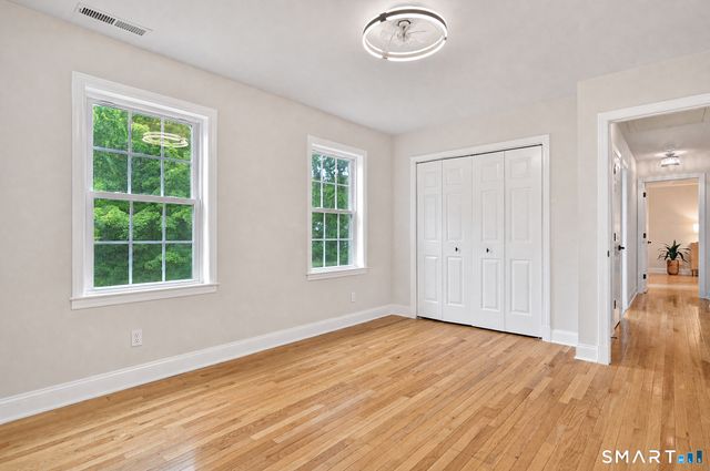 2 Sutherland Drive, Newtown, CT 06482