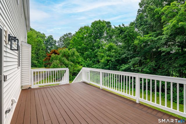 2 Sutherland Drive, Newtown, CT 06482