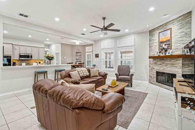 7614 Bayonne Dr, Corpus Christi, TX 78414