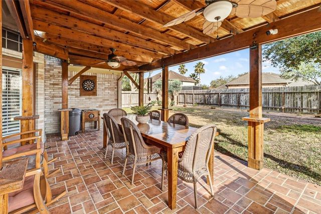 7614 Bayonne Dr, Corpus Christi, TX 78414