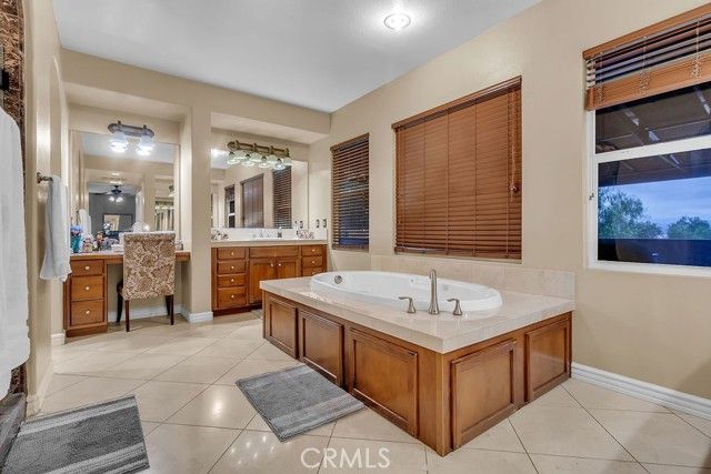 42740 Portraits Ln, Temecula, CA 92592