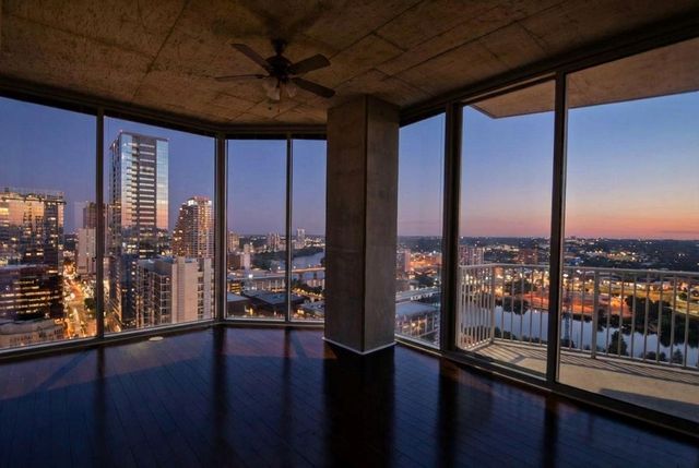 360 Nueces ST 2501, Austin, TX 78701
