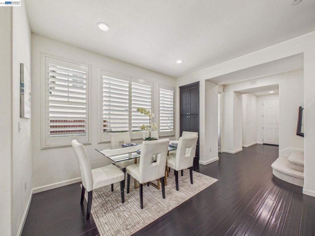 Image 11 of property listing at 4454 Irisview Pl, San Ramon, CA 94582