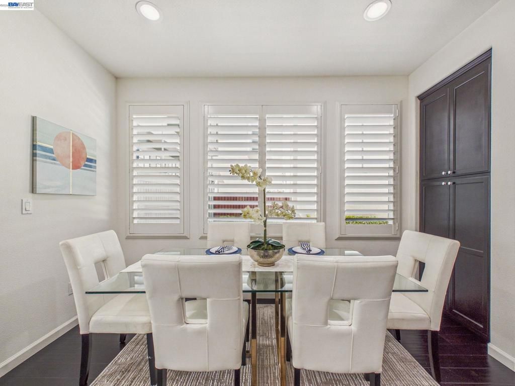 Image 12 of property listing at 4454 Irisview Pl, San Ramon, CA 94582
