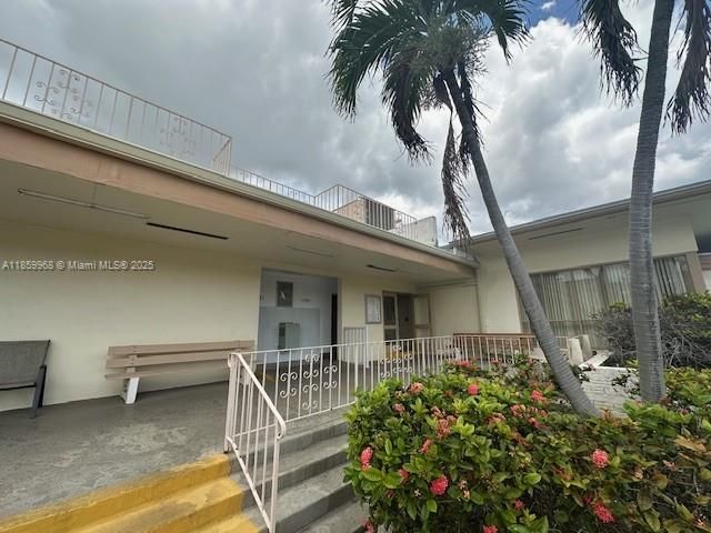 16701 NE 13th Ave 102, Miami, FL 33162