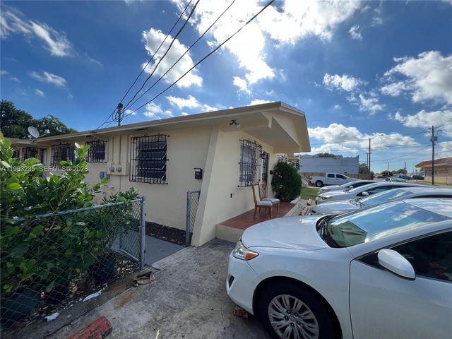 733 NW 33rd Avenue, Miami, FL 33125
