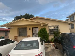733 NW 33rd Avenue, Miami, FL 33125