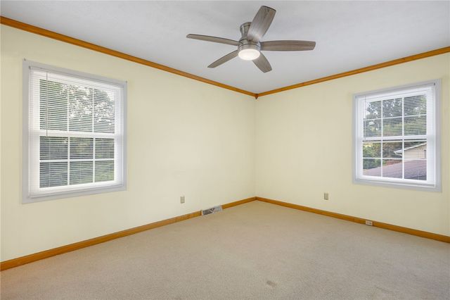 110 Earl Street, Pickens, SC 29671