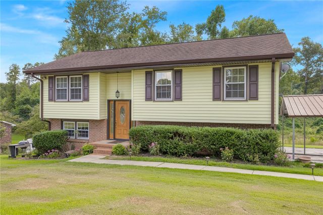 110 Earl Street, Pickens, SC 29671