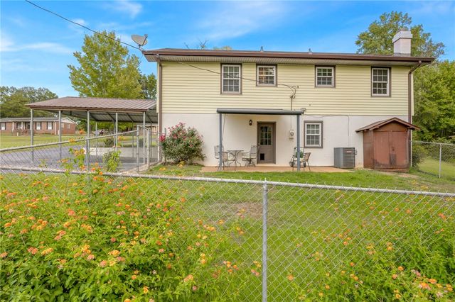 110 Earl Street, Pickens, SC 29671