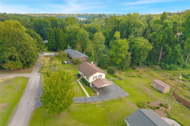 110 Earl Street, Pickens, SC 29671
