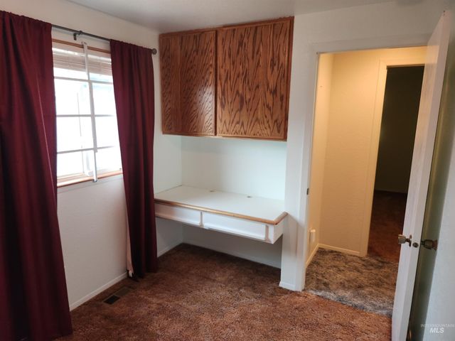 2061 N Todd Way, Meridian, ID 83646