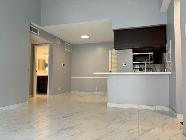 2120 El Paseo Street 2510, Houston, TX 77054