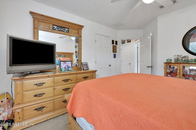 77027 HARDWOOD Court, Yulee, FL 32097
