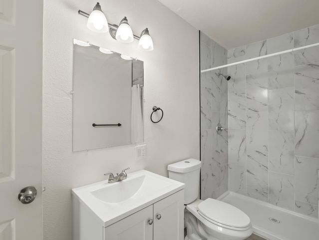 1628 Hazelwood, Fresno, CA 93702