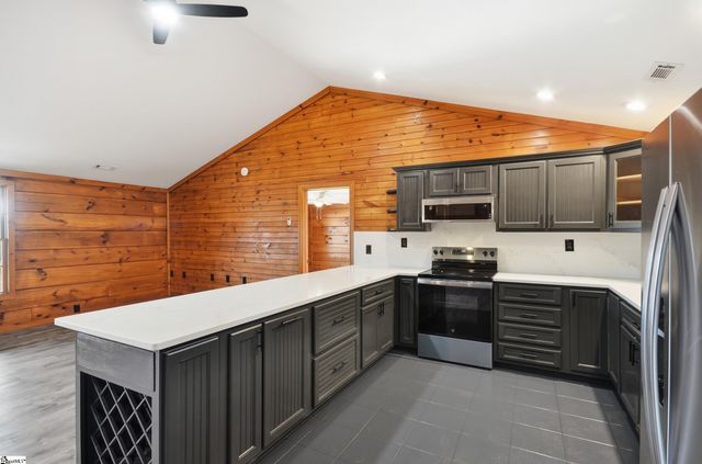 738 Stewart Gin Road, Liberty, SC 29657