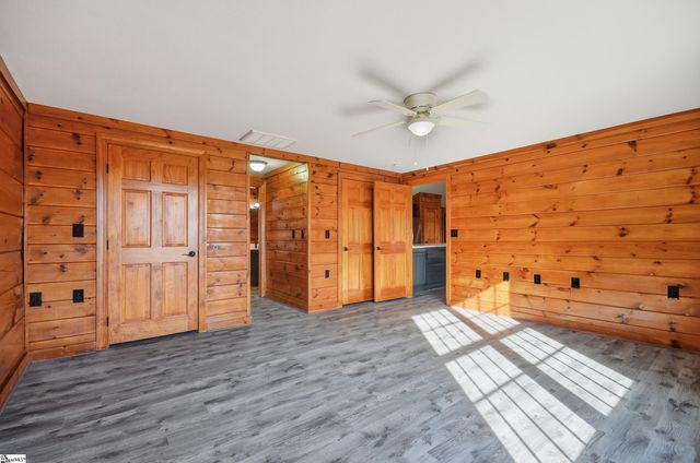 738 Stewart Gin Road, Liberty, SC 29657