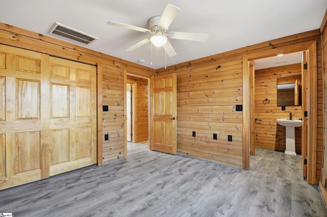 738 Stewart Gin Road, Liberty, SC 29657