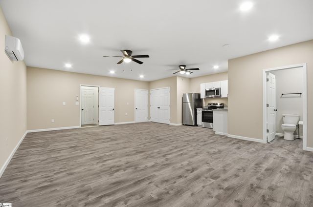 738 Stewart Gin Road, Liberty, SC 29657