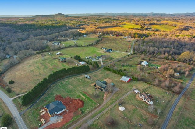 738 Stewart Gin Road, Liberty, SC 29657