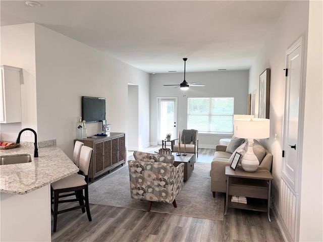 1559 Riparian Way E, Mobile, AL 36695