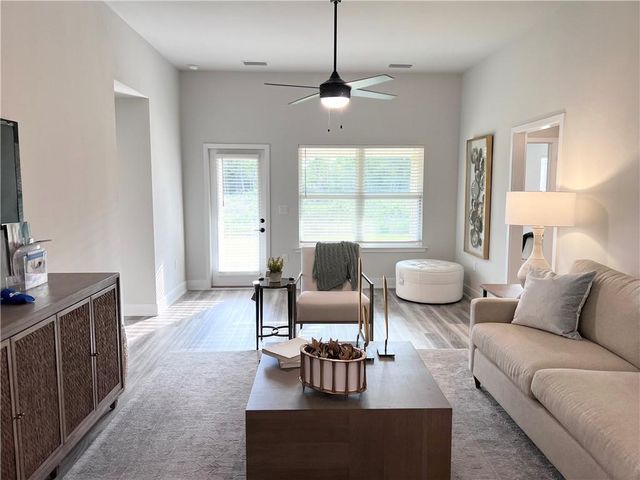 1559 Riparian Way E, Mobile, AL 36695