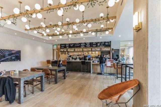 48 East Avenue # 3008, Austin, TX 78701