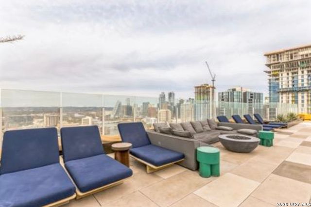 48 East Avenue # 3008, Austin, TX 78701