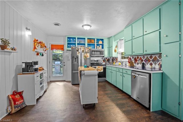 5728 Nylon Drive, Winston-salem, NC 27105