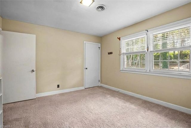 5728 Nylon Drive, Winston-salem, NC 27105