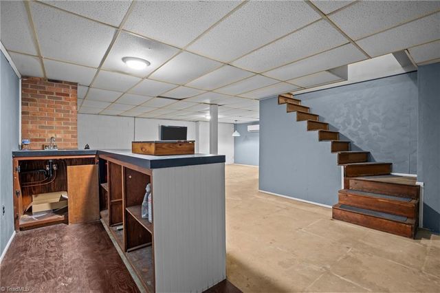 5728 Nylon Drive, Winston-salem, NC 27105